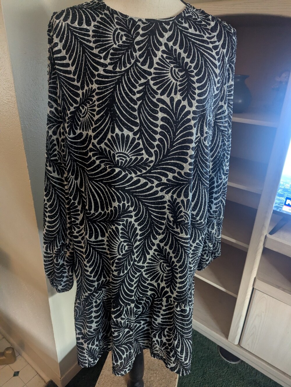 Black and White Patterned Long Sleeve Women's Dress